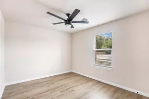 322 Carlos Leal Dr, Dayton, TX 77535 - Photo 6