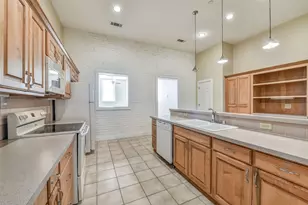 2309 Harborside Dr, Galveston, TX 77550 - Photo 4