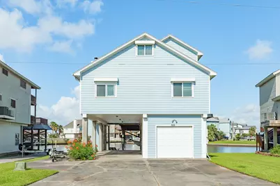 325 Admiral Circle, Tiki Island, TX 77554 - Photo 38