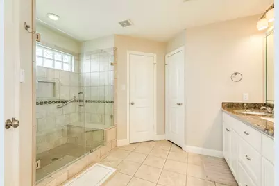 325 Admiral Circle, Tiki Island, TX 77554 - Photo 22