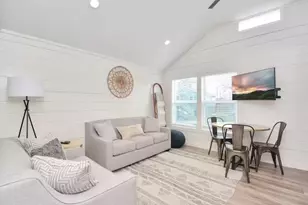 5324 Avenue L, Galveston, TX 77551 - Photo 2