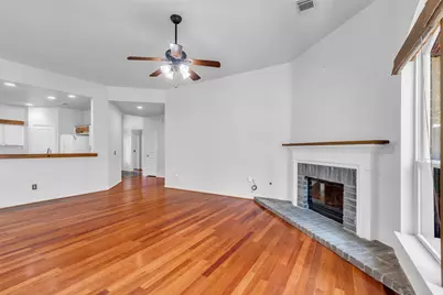 42 Tranquil Glade Place, The Woodlands, TX 77381 - Photo 14