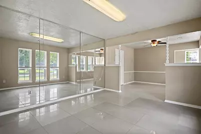 4735 Charade Drive, Houston, TX 77066 - Photo 6