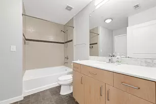 5925 Almeda Rd, Houston, TX 77004 - Photo 14