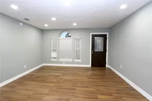 16307 Hidden Gate Ct, Sugar Land, TX 77498 - Photo 2