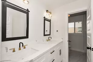 6106 Rutherglenn Dr, Houston, TX 77096 - Photo 36