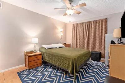 1500 Bay Area Boulevard #424, Houston, TX 77058 - Photo 10