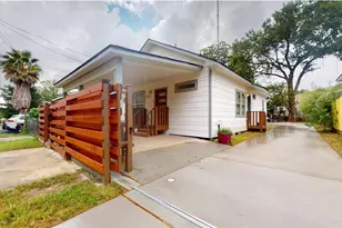 426 Middle St, Houston, TX 77003 - Photo 1