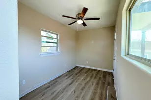 426 Middle St, Houston, TX 77003 - Photo 36