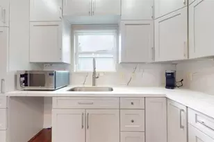 426 Middle St, Houston, TX 77003 - Photo 12