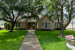 18015 Heaton Dr, Houston, TX 77084 - Photo 2