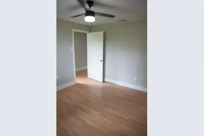 5002 Blackberry Lane, Old River Winfree, TX 77535 - Photo 10