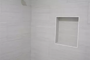 5002 Blackberry Ln, Old River Winfree, TX 77535 - Photo 6