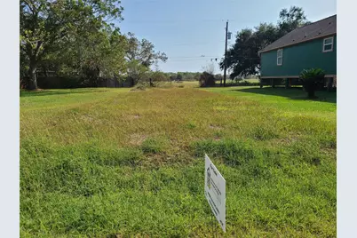 6715 Hawthorne, Hitchcock, TX 77563 - Photo 4
