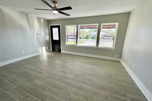 13331 Emporia St, Houston, TX 77015 - Photo 4