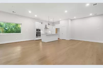 836 Fisher Street #D, Houston, TX 77018 - Photo 8