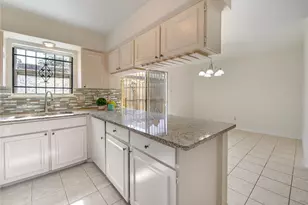 14633 Perthshire Rd, Houston, TX 77079 - Photo 18