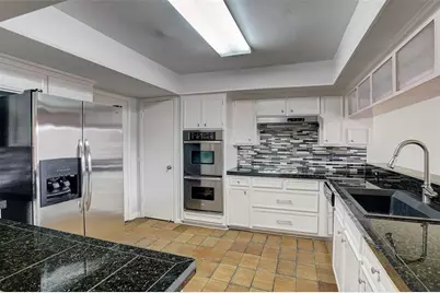 5918 San Felipe Street #9, Houston, TX 77057 - Photo 6