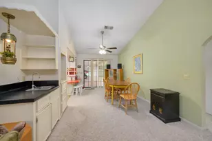 103 Memorial Ln, Columbus, TX 78934 - Photo 6