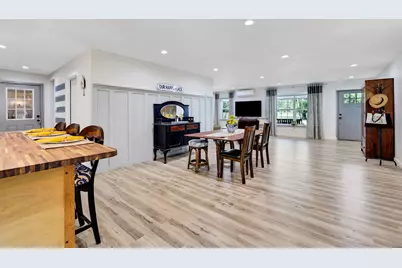 701 S Southwind Trail, Cleveland, TX 77328 - Photo 10