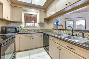 4144 Greystone Way, Sugar Land, TX 77479 - Photo 6