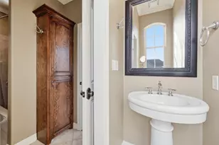 1831 Silkwood Cir, Port Neches, TX 77651 - Photo 16