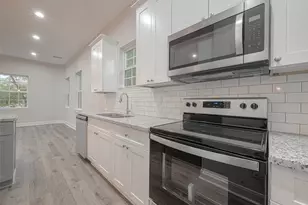2528 S Texas Ave St, Pearland, TX 77581 - Photo 22
