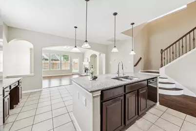 2109 Drake Falls Drive, Pearland, TX 77584 - Photo 10