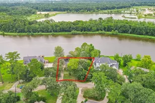 607 Brook Hollow Dr, Conroe, TX 77385 - Photo 1