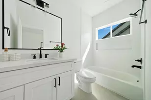 7723B Hammerly Blvd, Houston, TX 77055 - Photo 26