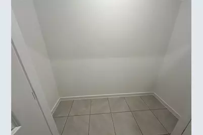 7811 Jade Crest Drive, Angleton, TX 77515 - Photo 14