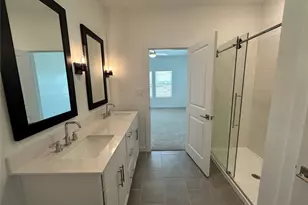 7811 Jade Crst Dr, Angleton, TX 77515 - Photo 8