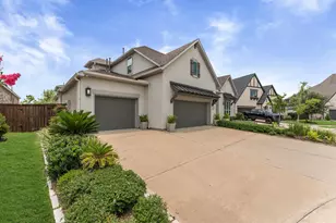 10106 Blythe St, Rosharon, TX 77583 - Photo 2