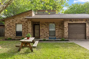 13 Columbella St, Bay City, TX 77414 - Photo 2