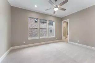 14 Jetty Point Dr, The Woodlands, TX 77380 - Photo 18