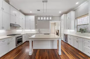 14 Jetty Point Dr, The Woodlands, TX 77380 - Photo 6