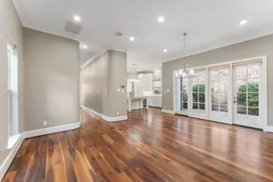 14 Jetty Point Dr, The Woodlands, TX 77380 - Photo 10