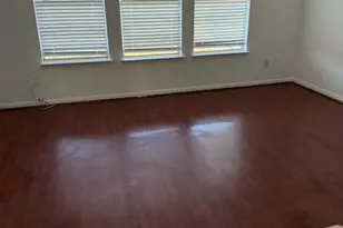 15502 Lost Maples Dr, Sugar Land, TX 77498 - Photo 8