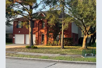 15502 Lost Maples Drive, Sugar Land, TX 77498 - Photo 2