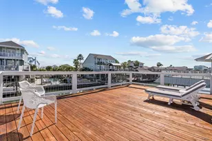 214 Sampan Dr, Tiki Island, TX 77554 - Photo 34