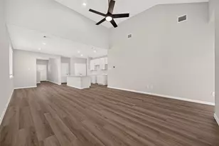 15655 Coneflower Hls Dr, Houston, TX 77090 - Photo 6
