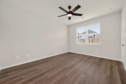 15655 Coneflower Hills Drive, Houston, TX 77090 - Photo 14