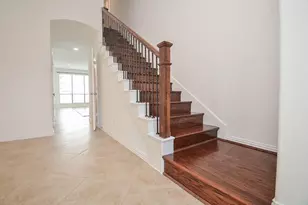606 Floriencia St, Sugar Land, TX 77479 - Photo 10