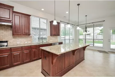 606 Floriencia St, Sugar Land, TX 77479 - Photo 14