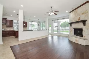606 Floriencia St, Sugar Land, TX 77479 - Photo 12