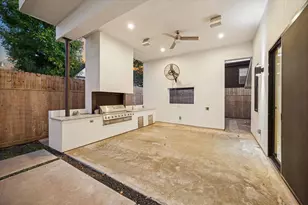 118 Tuam St, Houston, TX 77006 - Photo 40