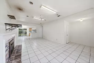 13334 Wells River Dr, Houston, TX 77041 - Photo 4