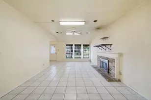 13334 Wells River Dr, Houston, TX 77041 - Photo 6