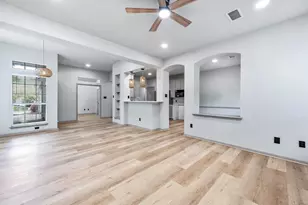 83 S Spiral Vine Cir, The Woodlands, TX 77381 - Photo 6