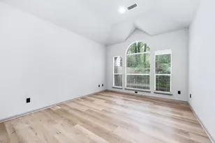 83 S Spiral Vine Cir, The Woodlands, TX 77381 - Photo 14